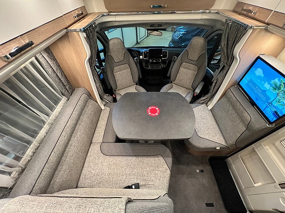 Malibu T500, ALDE, QUEEN, 180 hk. AUTOMAT, PREMIUM HYTTE PÅ HJUL 9 of 30