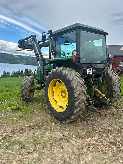 John Deere 2040 med laster, SG2-hytte - mva-fri 5 of 5