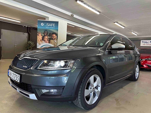 Skoda Octavia 2 of 5