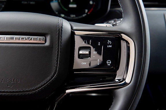 Land Rover Range Rover Sport 15 of 30