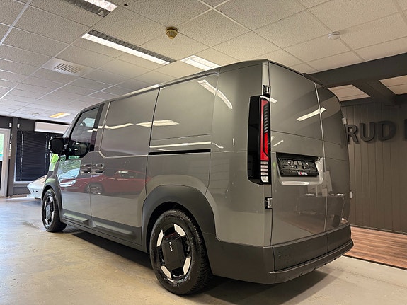 Kia PV5 3 of 30