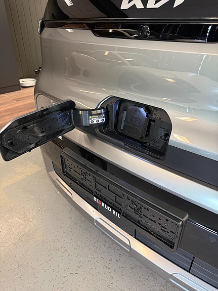 Kia PV5 6 of 30