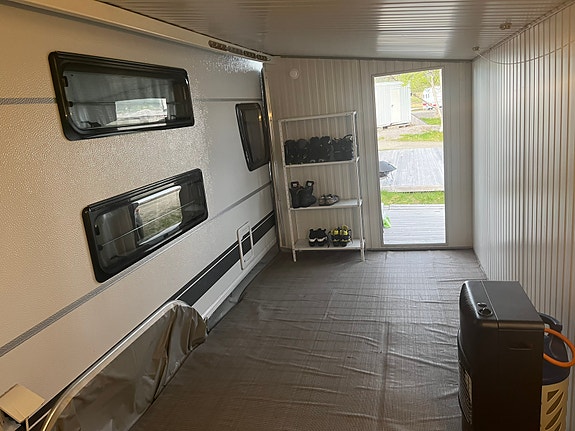 Dethleffs Nomad 730 FKR Snow 21 of 25