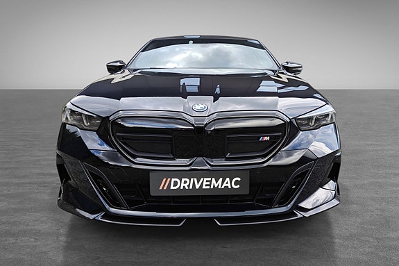 BMW i5 2 of 5