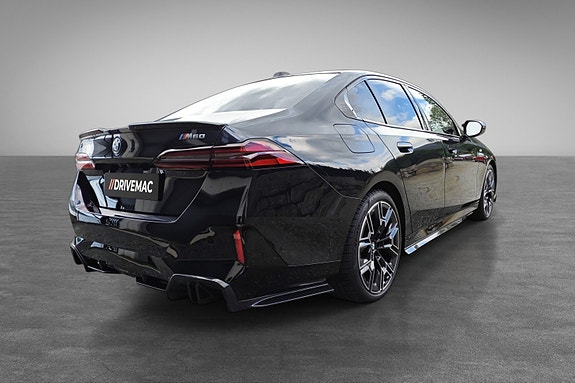 BMW i5 6 of 21
