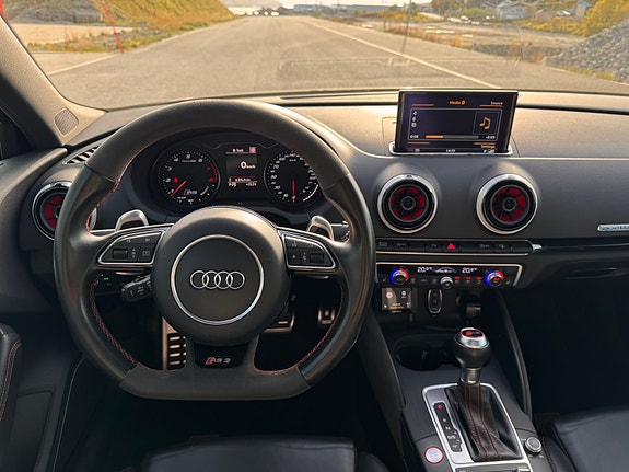 Audi RS3 28 of 30