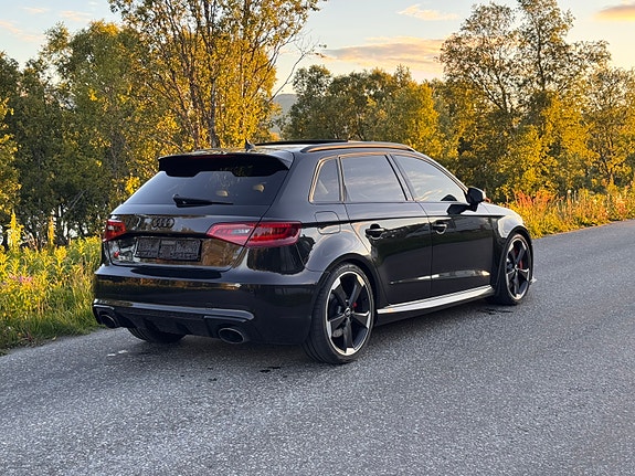 Audi RS3 3 of 30