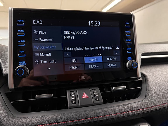 Toyota RAV4 Plug-in Hybrid 28 of 30