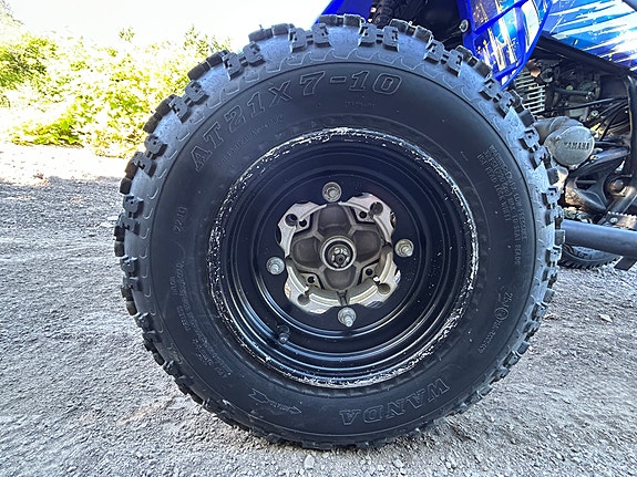 Yamaha YFM 250r 10 of 12