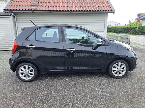 Kia Picanto 5 of 5