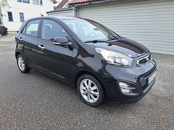 Kia Picanto 3 of 5