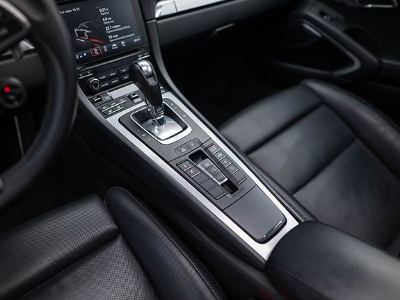 Porsche 911 8 of 15