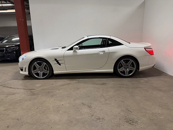 Mercedes-Benz SL63 10 of 30