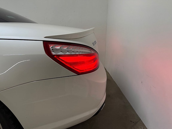 Mercedes-Benz SL63 11 of 30