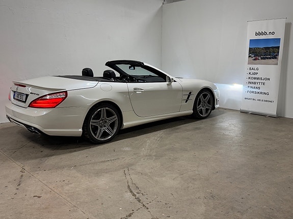 Mercedes-Benz SL63 9 of 30