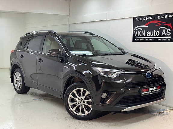 Toyota RAV4 3 of 5