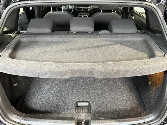 Volkswagen Polo 30 of 30
