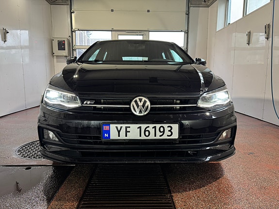 Volkswagen Polo 8 of 30