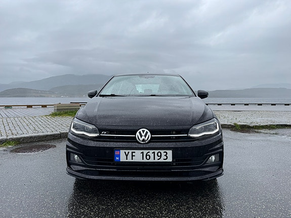 Volkswagen Polo 16 of 30