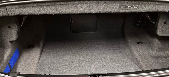 BMW 630i 13 of 30