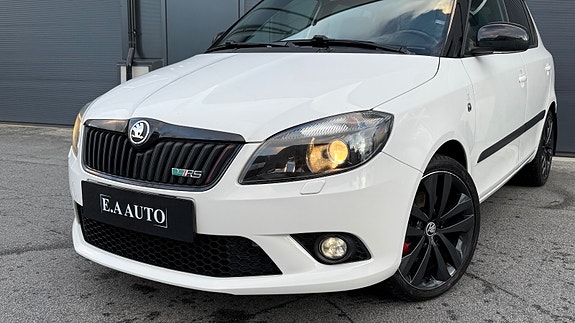 Skoda Fabia 2 of 30