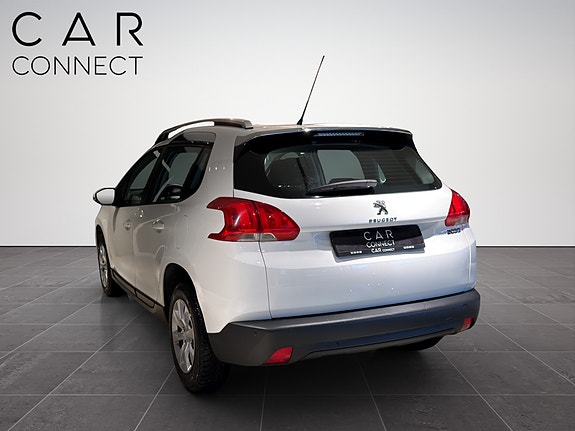 Peugeot 2008 10 of 27