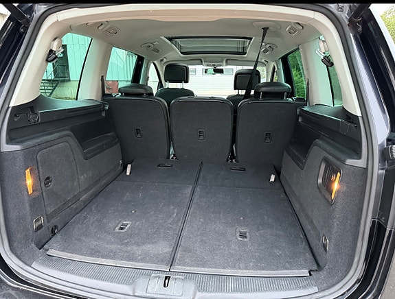 Volkswagen Sharan 22 of 22