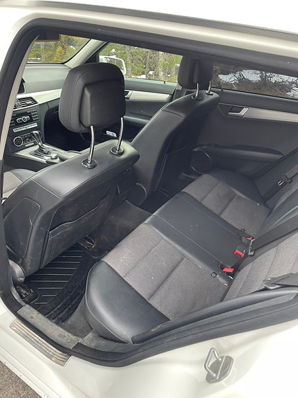 Mercedes-Benz C180 11 of 11