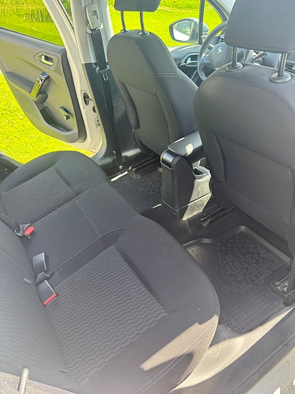 Peugeot 208 7 of 19