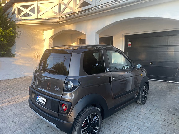 Microcar M.Go 2 of 5
