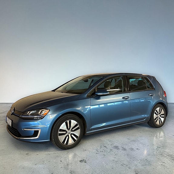 Volkswagen e-Golf VII 8 of 23