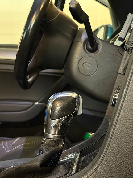 Volkswagen e-Golf VII 20 of 23
