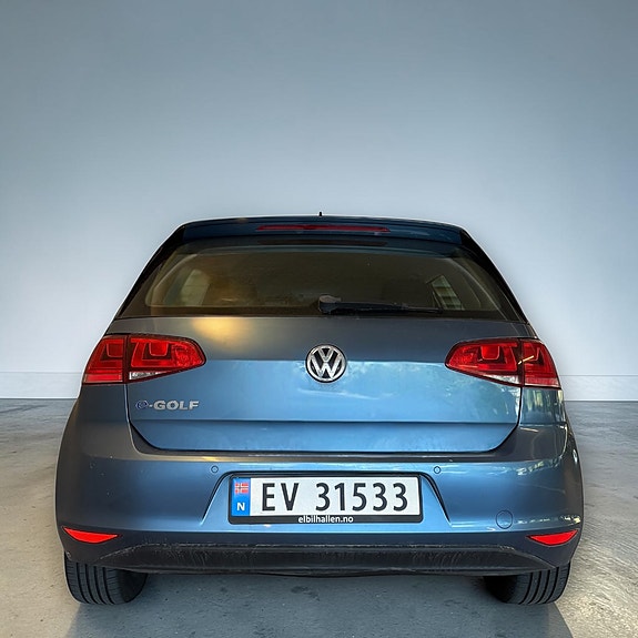 Volkswagen e-Golf VII 3 of 23