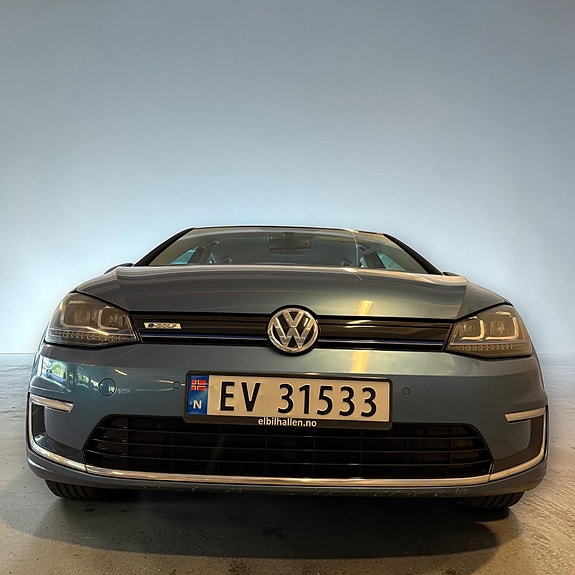 Volkswagen e-Golf VII 2 of 23