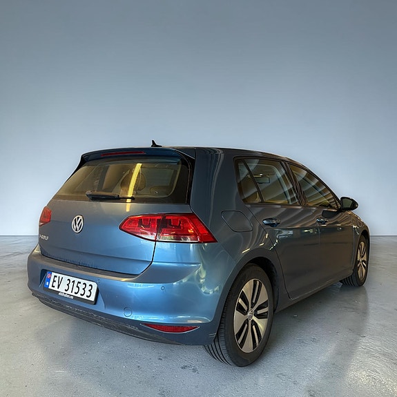 Volkswagen e-Golf VII 4 of 23