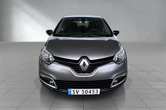 Renault Captur 2 of 5