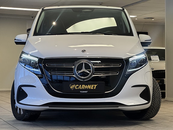 Mercedes-Benz EQV300 17 of 30