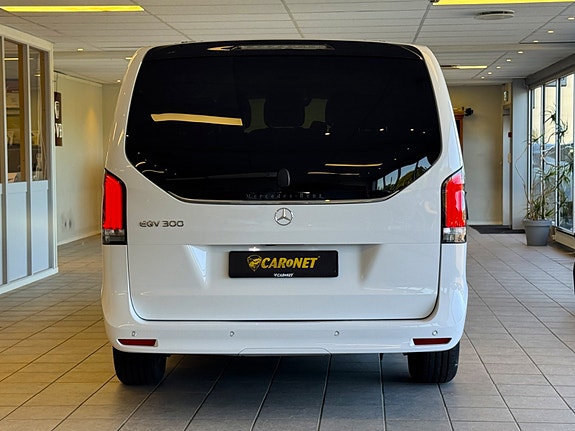 Mercedes-Benz EQV300 22 of 30
