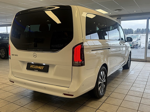 Mercedes-Benz EQV300 26 of 30