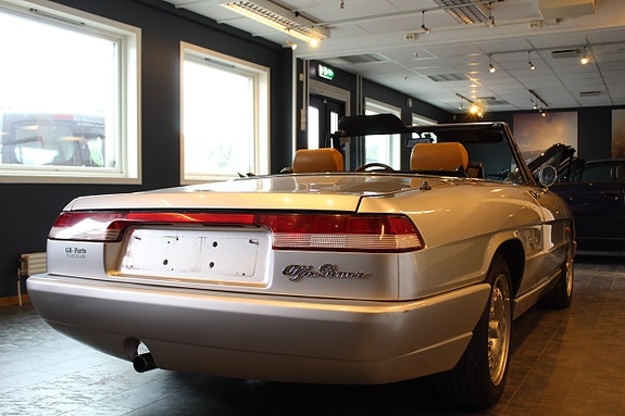 Alfa Romeo Spider 5 of 5
