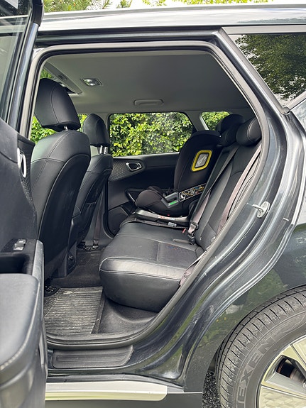 Kia e-Soul 10 of 21