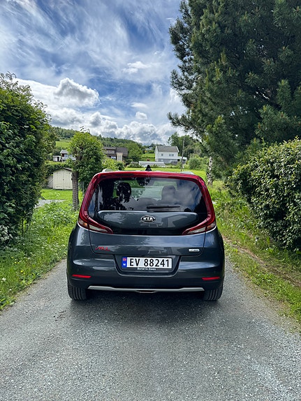 Kia e-Soul 6 of 21
