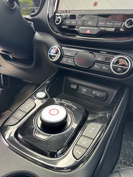 Kia e-Soul 16 of 21