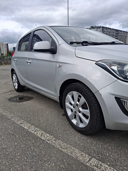 Hyundai i20 7 of 19
