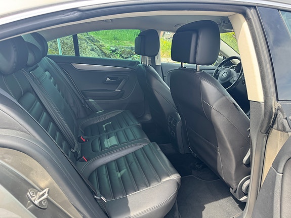Volkswagen CC 20 of 30
