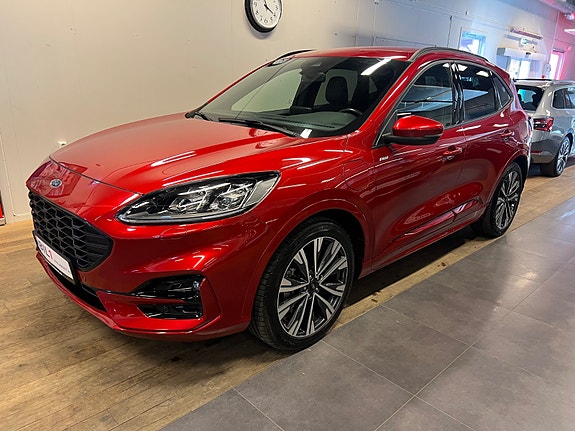 Ford Kuga 3 of 5