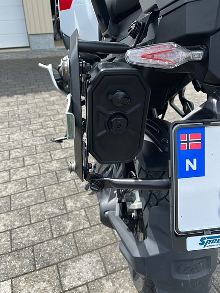 BMW R 1300 GS Adventure 7 of 20