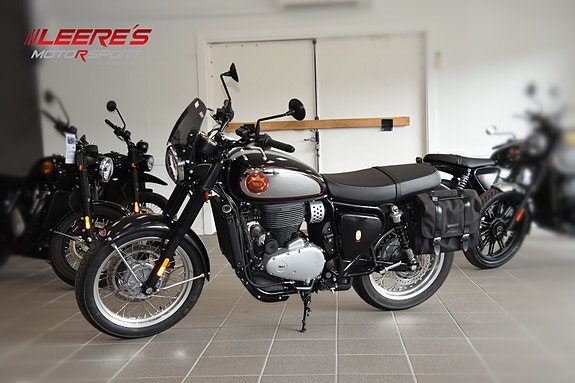 BSA Gold Star 650 Insignia Black 3 of 5