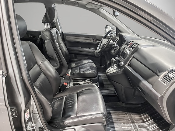 Honda CR-V 21 of 30