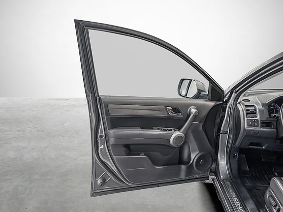 Honda CR-V 9 of 30